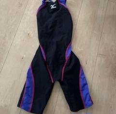 ミズノ　MIZUNO FINA 競泳水着 女児　サイズ130のサムネイル