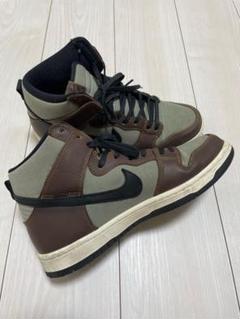 NIKE SB DUNK HIGH PROのサムネイル