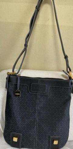 美品　LOEWE ニューロードライン ショルダーバッグ　a602 美品LOEWE ニューロードライン ショルダーバッグa602