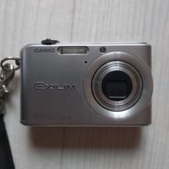 カシオCASIO EXILIM EX-Z1000 コンデジ　充電器付き Amazon.com : Casio Exilim EX-Z1000 Digital Camera Battery