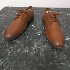 【超美品】Clarks ブラウンレザー レースアップシューズのサムネイル