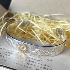 極美品 Arizona Freedom ゴールド打込み太陽神唐草ブレス 12mm 極美品 Arizona Freedom ゴールド打込み太陽神唐草ブレス 12mm