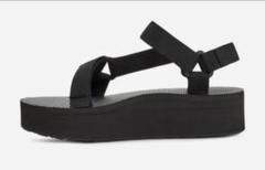 teva プラットフォームユニバーサル　24㎝