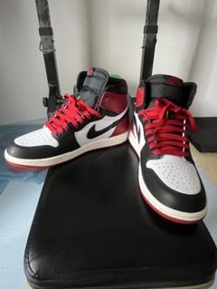 Air Jordan 1 黒赤白 ハイカットスニーカー