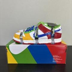 Nike SB Dunk Low "Sandy"のサムネイル
