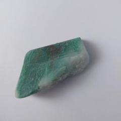 アベンチュリン　中国翡翠　原石　鉱石　94.2g