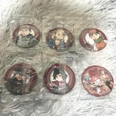 ダンジョン飯 缶バッジ ワールドガイド 冒険者バイブル 店舗特典 韓国版
