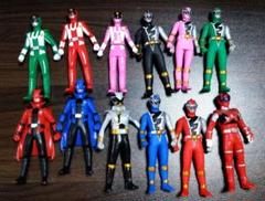 戦隊ヒーロー　クウガ　ソフビ　セット Amazon.co.jp: ユタカ 仮面ライダークウガ DXヒーローセット