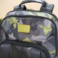 TUMI 迷彩柄 リュック 軽量 TUMI 迷彩デザイン リュック 限定版 希少カラー