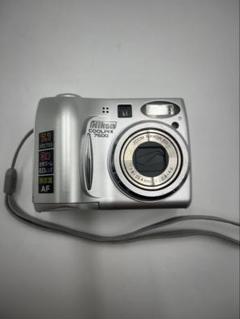 ❗️激安価格❗️デジカメ　本体　Nikon Coolpix E7600 Nikon COOLPIX E7600 Digital Camera 7MP Compact Working