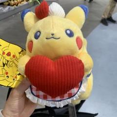 ピカチュウ ぬいぐるみ ハート付き ポケットモンスター ピカチュウ ハート付きぬいぐるみ - メルカリ