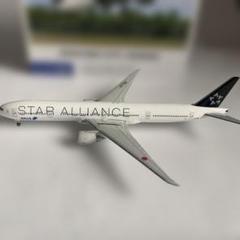 ANA1/500ボーイング777-300ER(スターアライアンス)塗装 - メルカリ