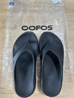 oofos ウーフォス　 ブラック リカバリーサンダル　28cm EU42のサムネイル