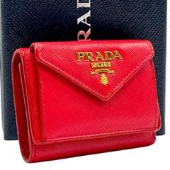 諭吉会長 PRADAプラダ✨三つ折り財布 サフィアーノレザー ゴールド金具 諭吉会長様専用 PRADAプラダ✨三つ折り財布 サフィアーノレザー