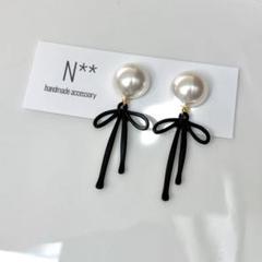502 パール ブラック りぼん ハンドメイドピアス ハンドメイドイヤリング