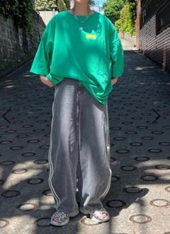 人気スタッフプロデュース【しぶりかさん】NYCドルマンTシャツ　メイクスタッフ