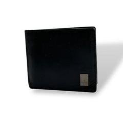 GUCCI 二つ折り財布 レザー ブラック ロゴプレート シルバー