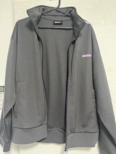 NERDY ノルディ トラックジャケット ジャージ　黒　紫