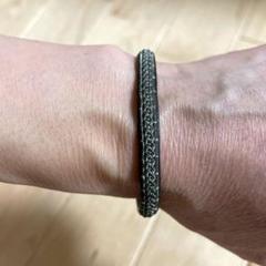 期間限定！さらに値下げ中！新品！サーミ刺繍ブレス希少直輸入