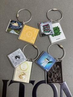 ずとまよ ジャケット・魔導書 アクキーセット