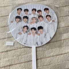 2025年最新】seventeen うちわ 全員の人気アイテム - メルカリ