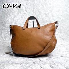 美品✨CI-VA ショルダーバッグ　2way 三日月　オールレザー 大容量