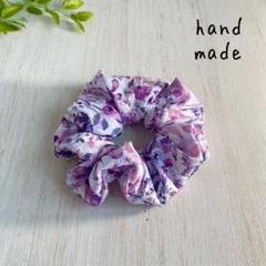 《ハンドメイド》リバティ　生地たっぷりふんわりシュシュ フェルダ　ピンク