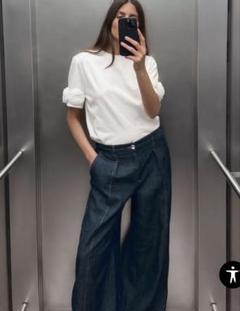 ZARA ボリュームフラワープリントTシャツ