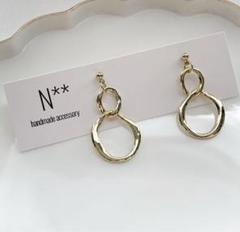 229 ツイストフープ ゴールド ハンドメイドピアス ハンドメイドイヤリング