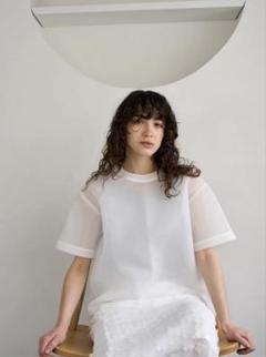 完売品!ELLIE シースループルオーバー【BLACK】 ELLIE シースループルオーバー White 【週末大幅値下げ】 - メルカリ