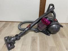 I*u様 Dyson サイクロン式掃除機 黒と金dc36 ヨドバシ.com - ダイソン Dyson サイクロン掃除機 DC36 carbon
