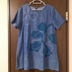 デニムブルーワンピース 花柄刺繍 半袖