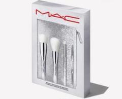 新品未使用 Mac ブラシ オブ スノー エッセンシャル ブラシ キット M・A・C / ブラシ オブ スノー エッセンシャル ブラシ キットの