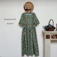 handmadeウィリアムモリス（デイジー）フリルのワンピースfree半袖 handmadeウィリアムモリス（デイジー）フリルワンピースfree半袖