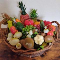 フェイクフルーツフェイク 野菜籠盛りディスプレイ置物