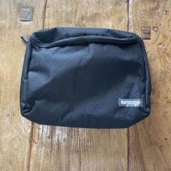 Incase ガバッと開くスタンド式万能ケース