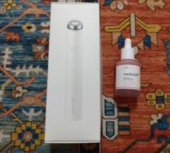 medicube ブースタープロミニ PDRN　ペプチドセラムセット 美顔器　白 medicube ブースタープロミニ PDRN ペプチドセラムセット 美顔器