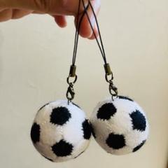 フェルトストラップ＊サッカーボール＊10個 フェルトで作る背番号入りサッカーボールストラップの作り方