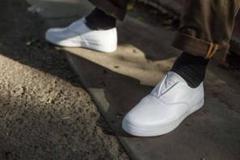 HUF Dylan slip on white leatherのサムネイル