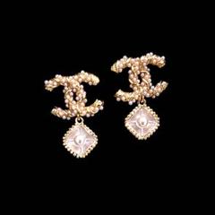 2025年最新】chanel ピアス ヴィンテージの人気アイテム - メルカリ