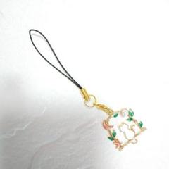 ハンドメイド】携帯ストラップ♪F36(可愛い猫の雑貨小物パール女性向きメルヘン)