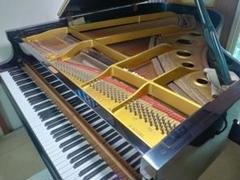 YAMAHA グランドピアノC3B 1653383のサムネイル