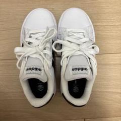 adidas キッズシューズ ホワイト/ブラック