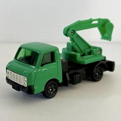 トミカ No.49 いすゞ エルフ FF マイパック バックホー グリーン