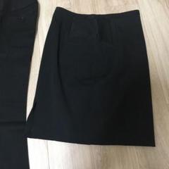【7月10日以降削除予定】スカートとパンツ 黒 計2点