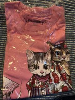 ヒグチユウコちくま２０２１年８月号表紙　猫イラスト ピンクTシャツ ボリス雑貨店 ヒグチユウコちくま2021年8月号表紙 猫イラスト ピンクT