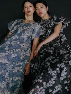 最終値下げ KEITAMARUYAMA × Ameri コラ 　ロングドレス 最終値下げ KEITAMARUYAMA × Ameri コラ ロングドレス - メルカリ