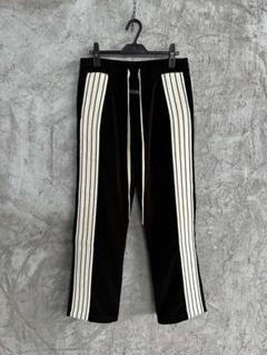 Fear of god サイドストライプパンツ T-Pablow着用 Fear of god サイドストライプパンツ T-Pablow着用 - メルカリ