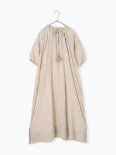 新品　【TSUHARU】　カラフルドビータッセル付きワンピース　グレー　Mサイズのサムネイル