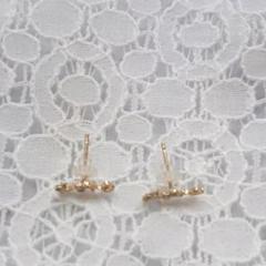 love×ゴールドピアス